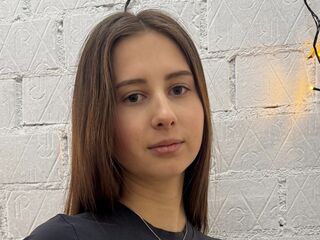 free adult cam LaurynTinkle