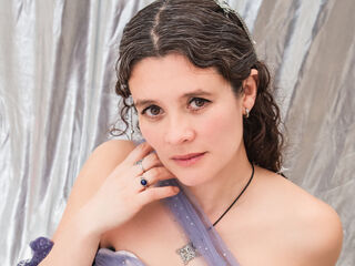 camwhore masturbating with vibrator LiaMercur