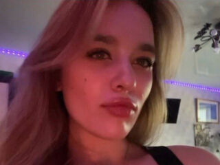 sexy webcam girl LieselotteJetter