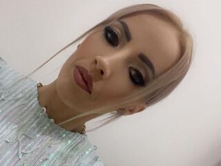 chatroom cam LillySun