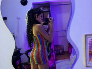 hot camslut LilyCastle