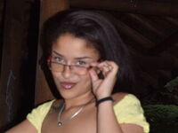 camslut showing pussy LunaRuselly