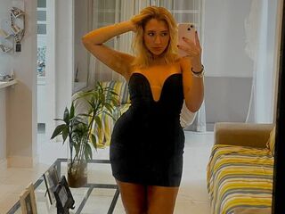 sex webcam chatroom LunaVeller