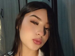 fingering camgirl MadelynFabbro