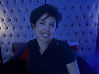 free adultcam MarietteAdams
