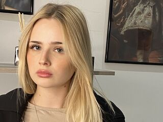 chat room webcam MarnieRhyner