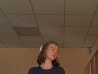 naked cam girl MaryjanePorter