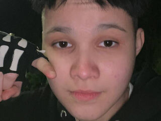 naked camgirl masturbating with dildo MasakoSlye