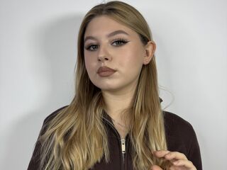 naked webcam girl fingering MercedesVaught