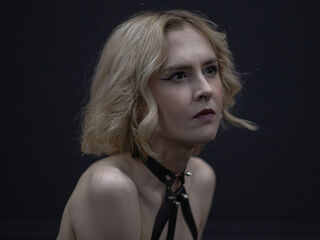 chatroom webcam photo MilaVeyra