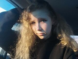 camslut topless NancyLindemann