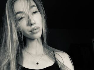 hot webcam slut NikkiTenerovich