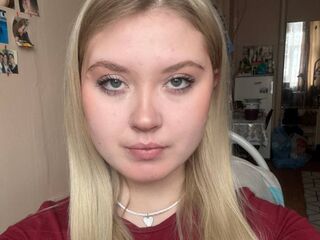 cam girl playing with sextoy RaisaMihaila