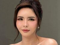 naked cam girl masturbating with vibrator RoxineJaimy