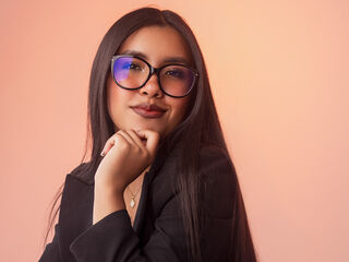 camslut masturbating SamantaDupont