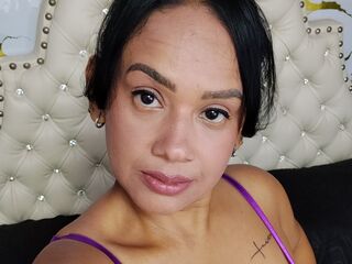 masturbating webcam girl SashaWill