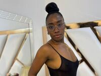 extreme webcam SelenaHadid