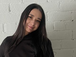 camwhore shaving pussy SenaidaHakes