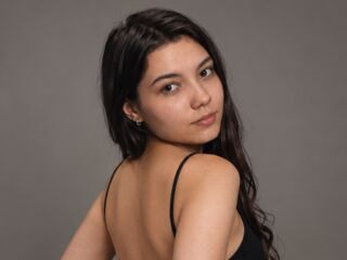 fingering camgirl SophieShark