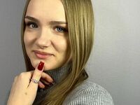 beautiful camgirl TravisMondier