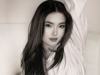 naked cam girl fingering pussy ValeriaEclaire