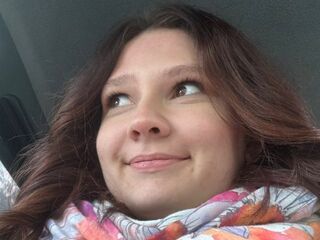 hot cam girl masturbating with vibrator VellaPeaks