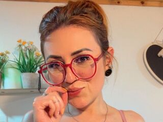 bedroom live webcam VictoriaFalon