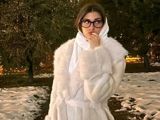 fingering girl cam YukoHazer